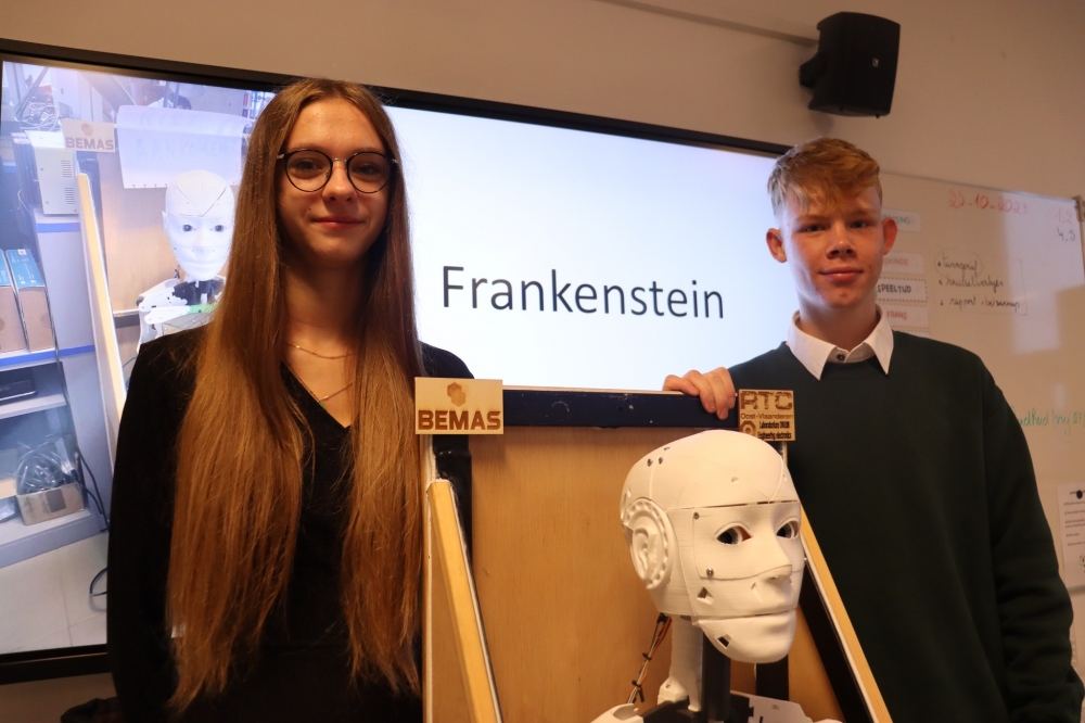 AI-robot Frankenstein
